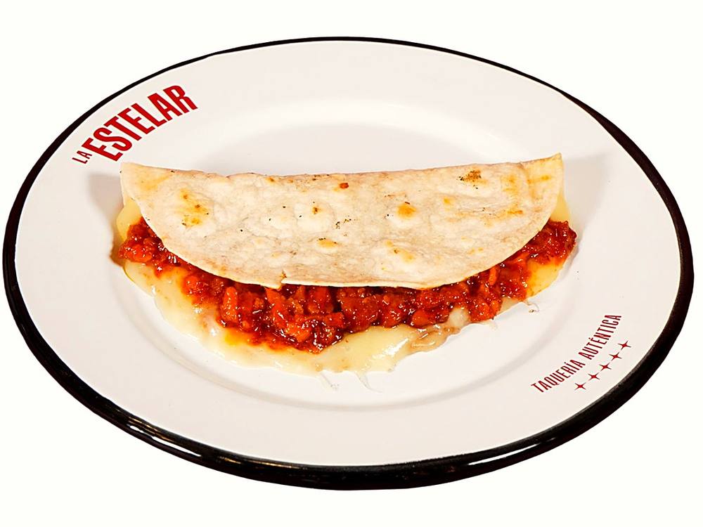 Quesadilla de chicharrón prensado